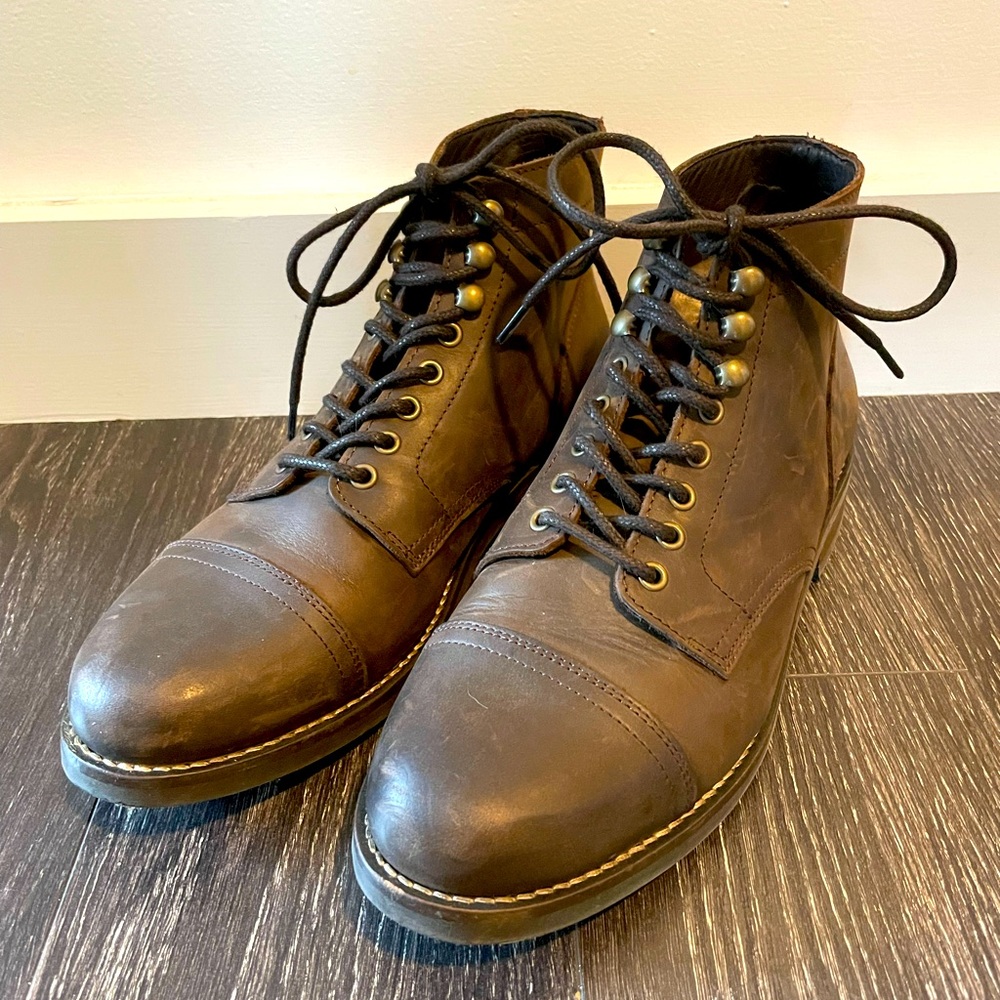 Rhodes Dean Cap Toe Boot - Dark Nubuck, Size 8